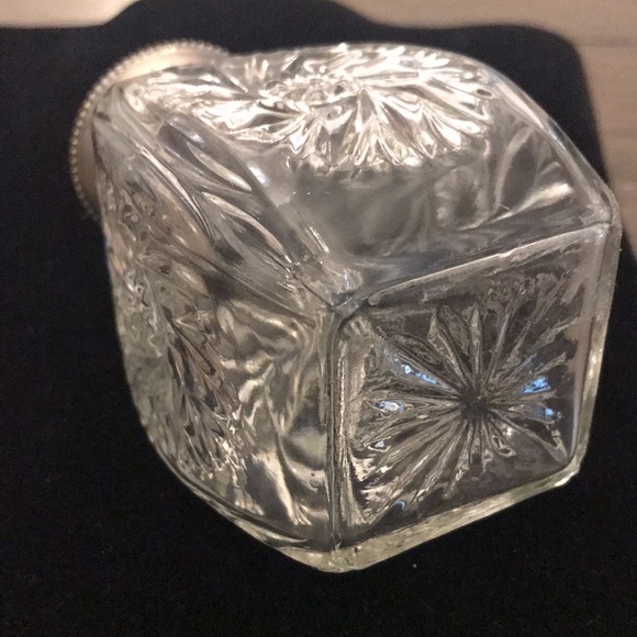 Antique vintage sugar shaker muffineer two shakers - Picture 4 of 16